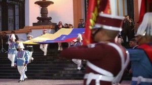 venezuela-conmemora-214-anos-del-19-de-abril-de-1810-con-izada-de-la-bandera-en-el-panteon-nacional-146921
